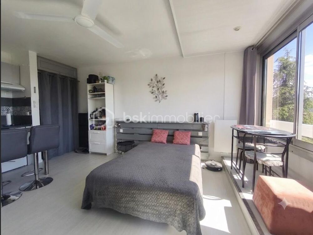 Vente Appartement Sudio 24 m²  meublé avec vue panoramique Greoux les bains