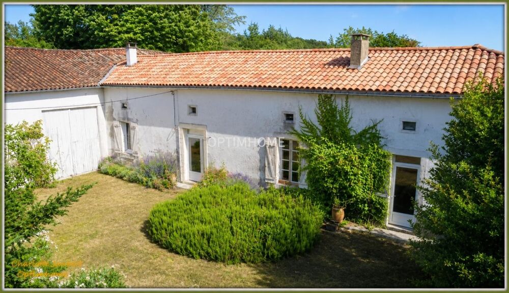ensemble de 2 maisons en pierre + grand terrain