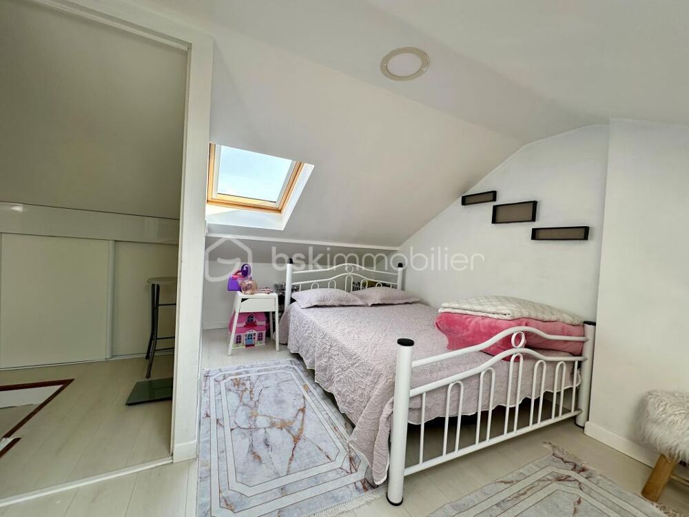 � vendre  Maison Stains (93240)