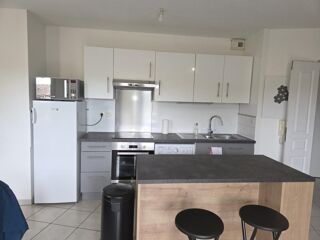  Appartement à louer 2 pièces 44 m²