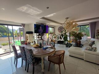  Maison � vendre 4 pi�ces 197 m�