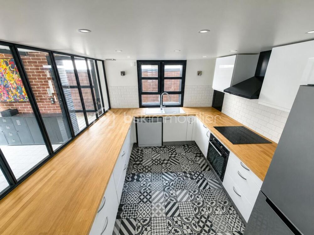Loft d'exception de 126m2 - 3 Chambres - Charme industriel & volumes remarquables