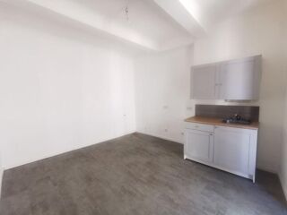  Appartement à louer 2 pièces 35 m²
