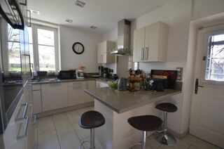  Maison � vendre 9 pi�ces 230 m�