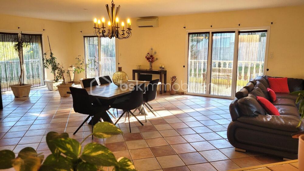 Vente Villa NARBONNE - SECTEUR ROCHE GRISE - VILLA DE 183 M² - 4 FACES - PISCINE - APPARTEMENT DE 70 M² - PARCELLE 2200 M² Narbonne