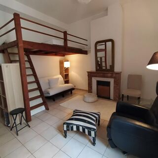  Appartement à louer 1 pièce 40 m²