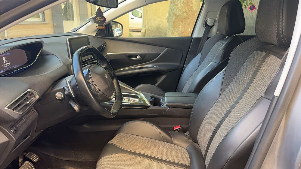 3008 2 1.5 BlueHDi 130 EAT8 Allure - Automatique 2020 occasion 13940 Molleges