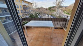  Appartement à louer 2 pièces 32 m²