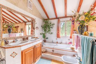  Maison � vendre 10 pi�ces 250 m�