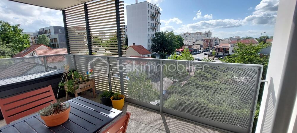 Bel appartement T4 de 89m² au 3e étage