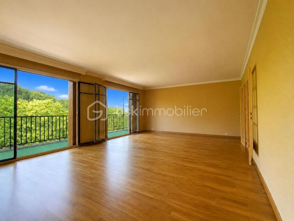 Appartement 4 pièces avec balcon  Résidence calme et verdoyante