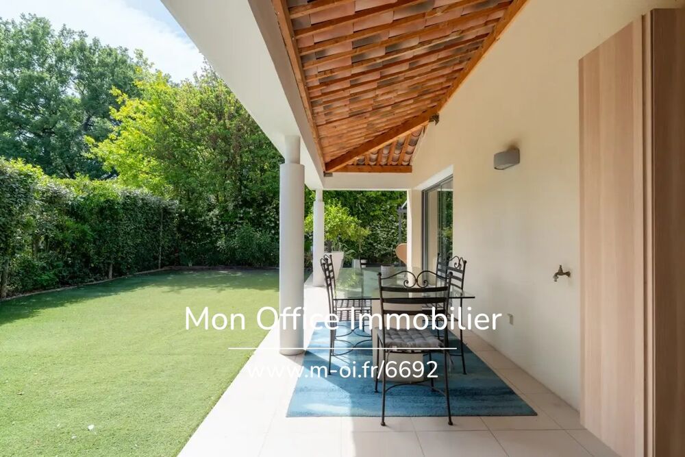 Référence : 6692-PAN - Maison 4 pièce de 101 m² à Aix-en-Provence