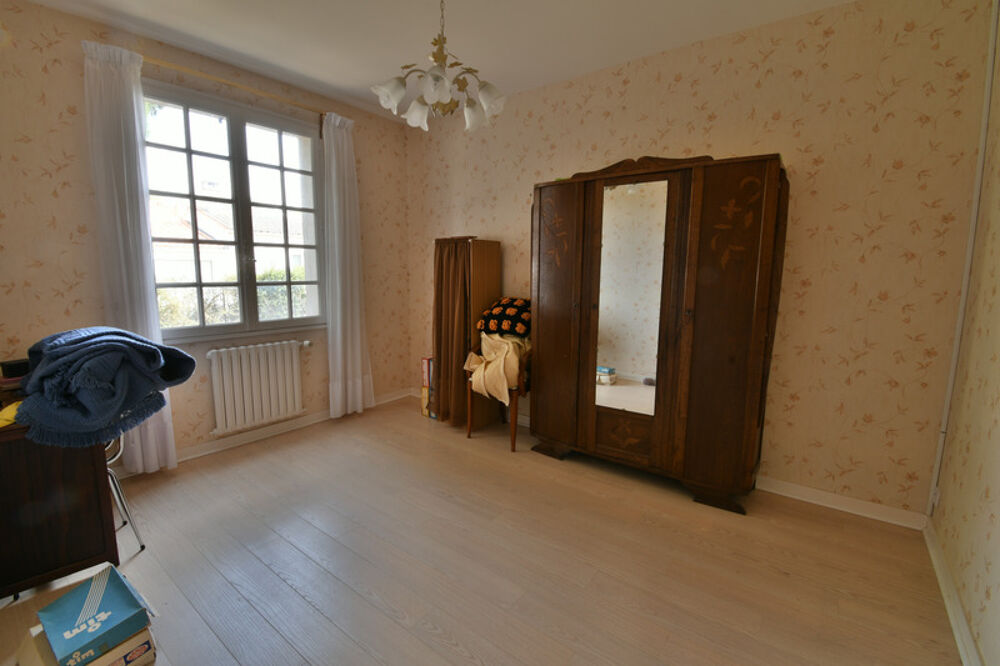 Dpt Charente Maritime (17), à vendre CHATELAILLON proche, maison 103 m² habitales, 3 chambres, bureau et garage