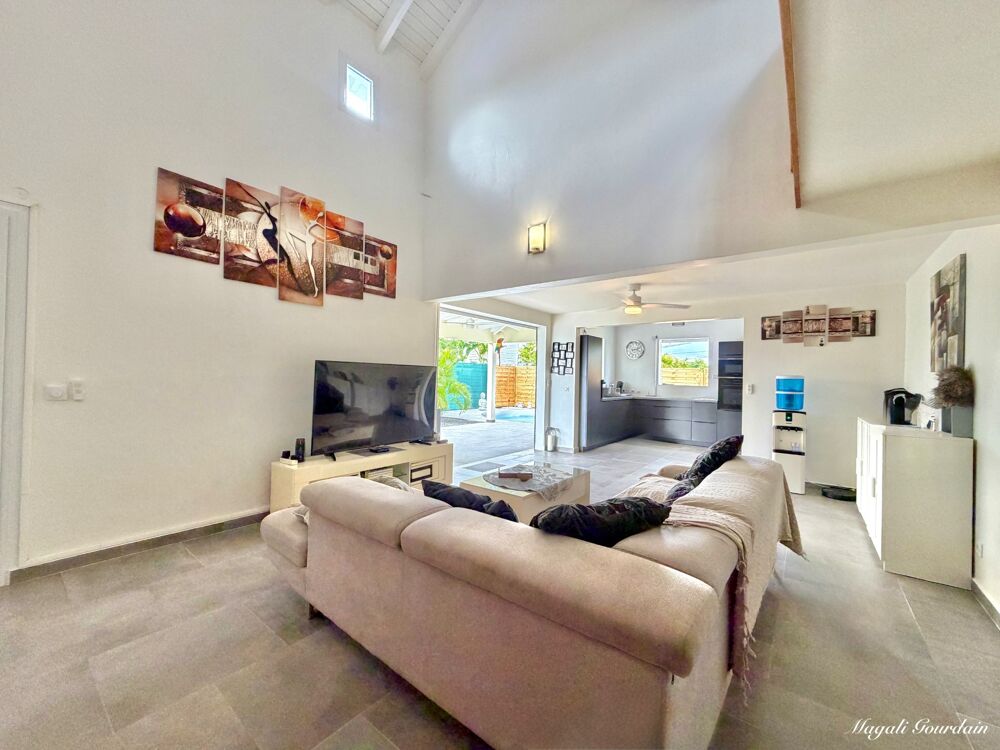 Vente Maison A VENDRE – SAINT-FRANÇOIS – VILLA CONTEMPORAINE 2024 AVEC PISCINE & T2 INDÉPENDANT Saint francois