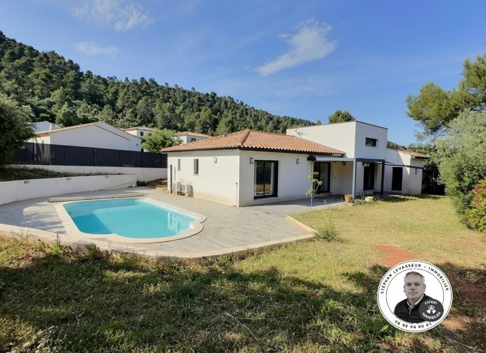 VILLA de Type 5 pièces - Piscine