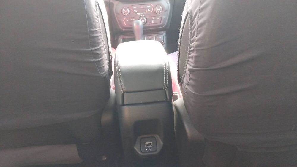 Renegade 1.3 GSE T4 150 BVA6 Limited 2020 occasion 56130 Saint Dolay