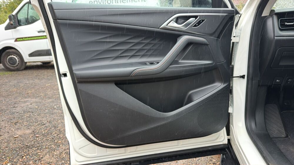 MG.EHS 1.5 T-GDI 272 Plug in Hybrid BVA10 Confort 2025 occasion 88230 Ban Sur Meurthe Clefcy