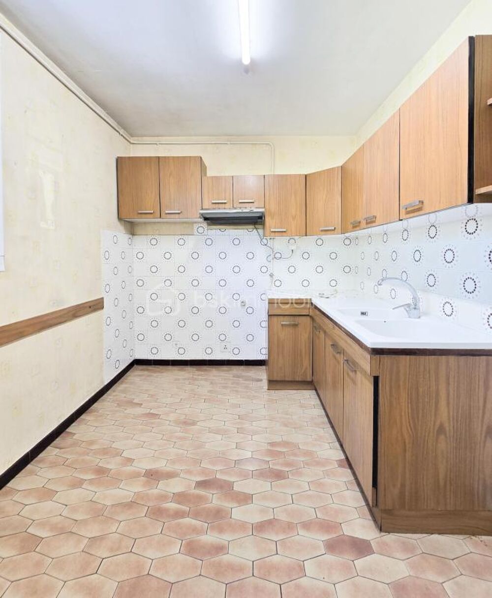 Vente Appartement GRENOBLE ABBAYE – BEAU POTENTIEL T3/4 RP OU COLOCATION – 75 m² – CAVE Grenoble