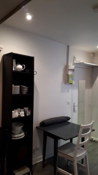  Appartement à louer 1 pièce 14 m²