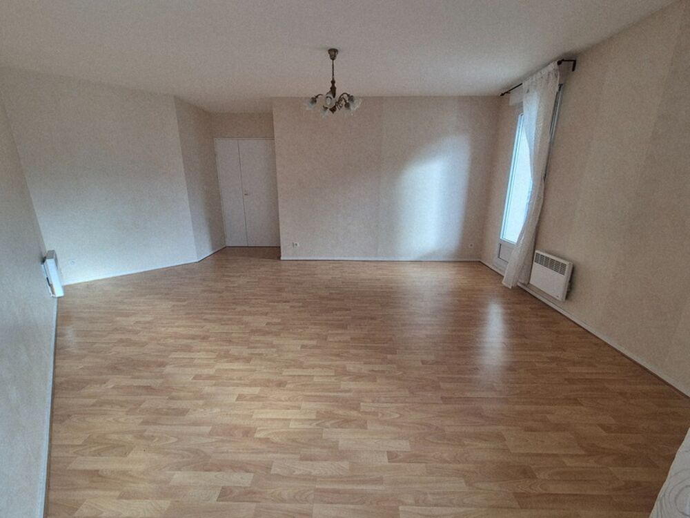 Appartement T3, cave et une place parking