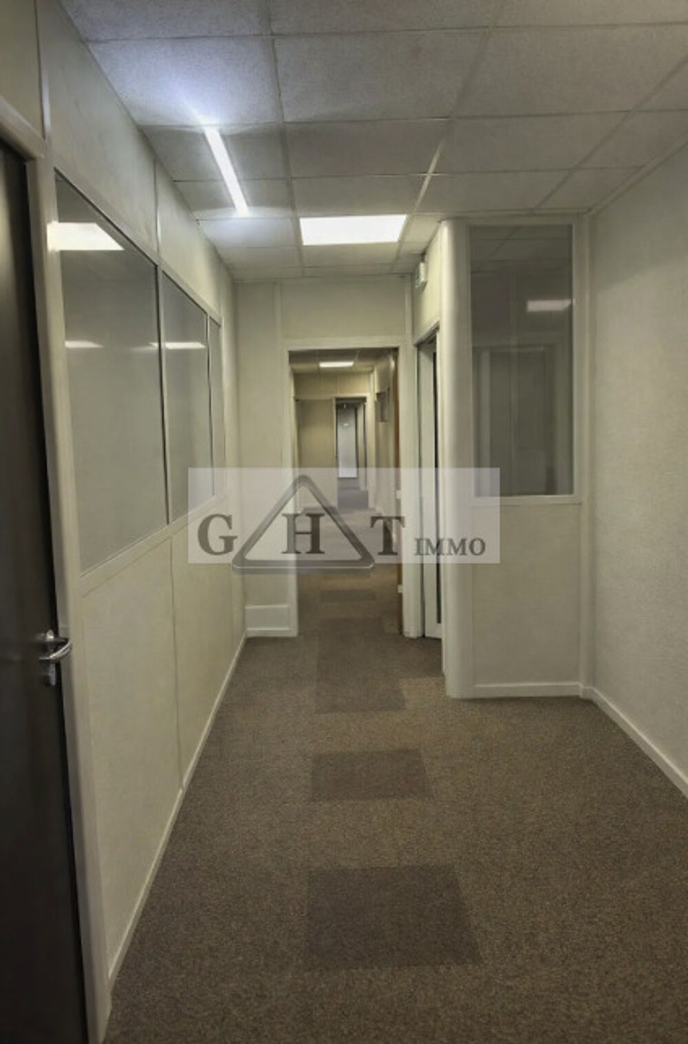   Entrepôt Bureaux A louer Villeneuve-la-Garenne Villeneuve la garenne