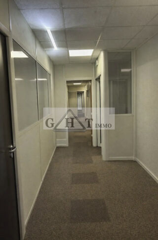   Entrepôt Bureaux A louer Villeneuve-la-Garenne Villeneuve la garenne