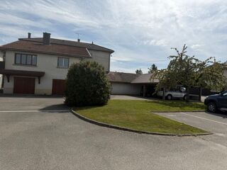  Immeuble � vendre 10 pi�ces 317 m�