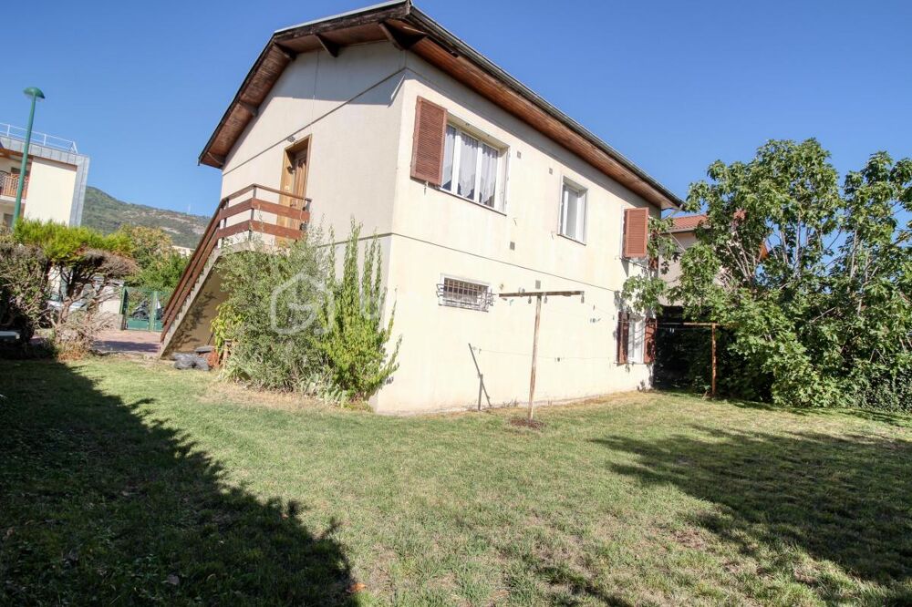 Maison individuelle 103 m²  4 chambres  Terrain 430 m²  Seyssins