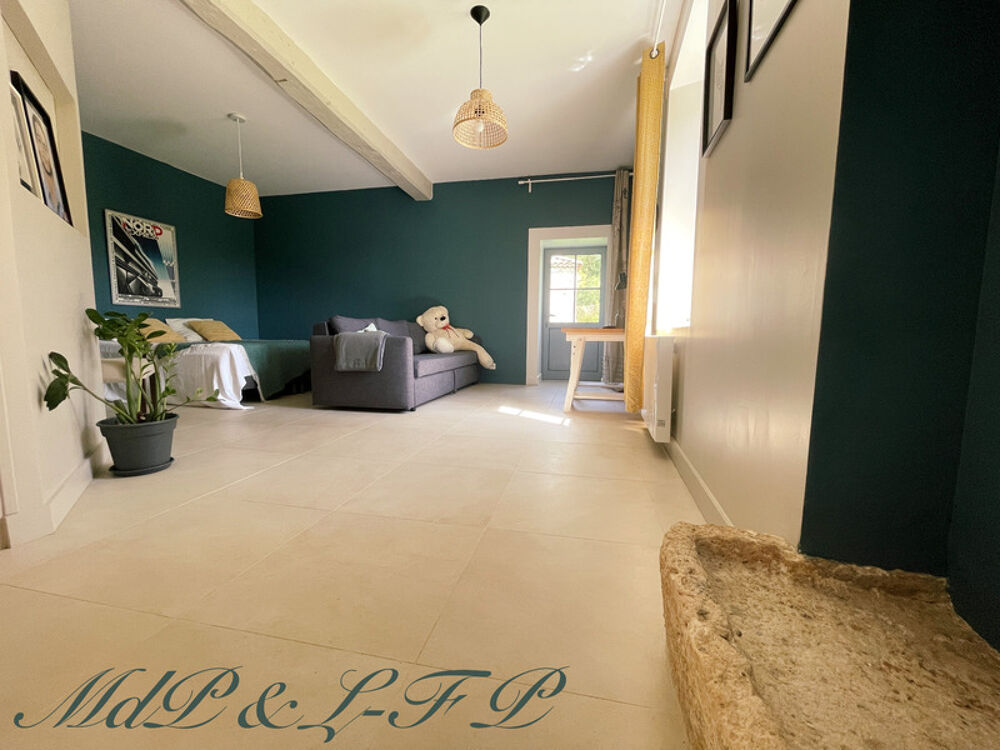 � vendre  Maison Montguyon (17270)
