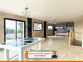  Villa à vendre 7 pièces 183 m²
