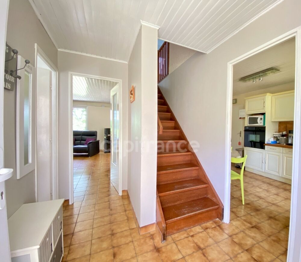 à vendre  Maison Échenevex (01170)