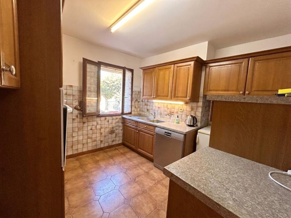 EXCLUSIVITÉ ,SAINT-HILAIRE-SOUS-CHARLIEU MAISON 4 CHAMBRES 154 m²