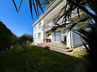  Maison à vendre 8 pièces 206 m²
