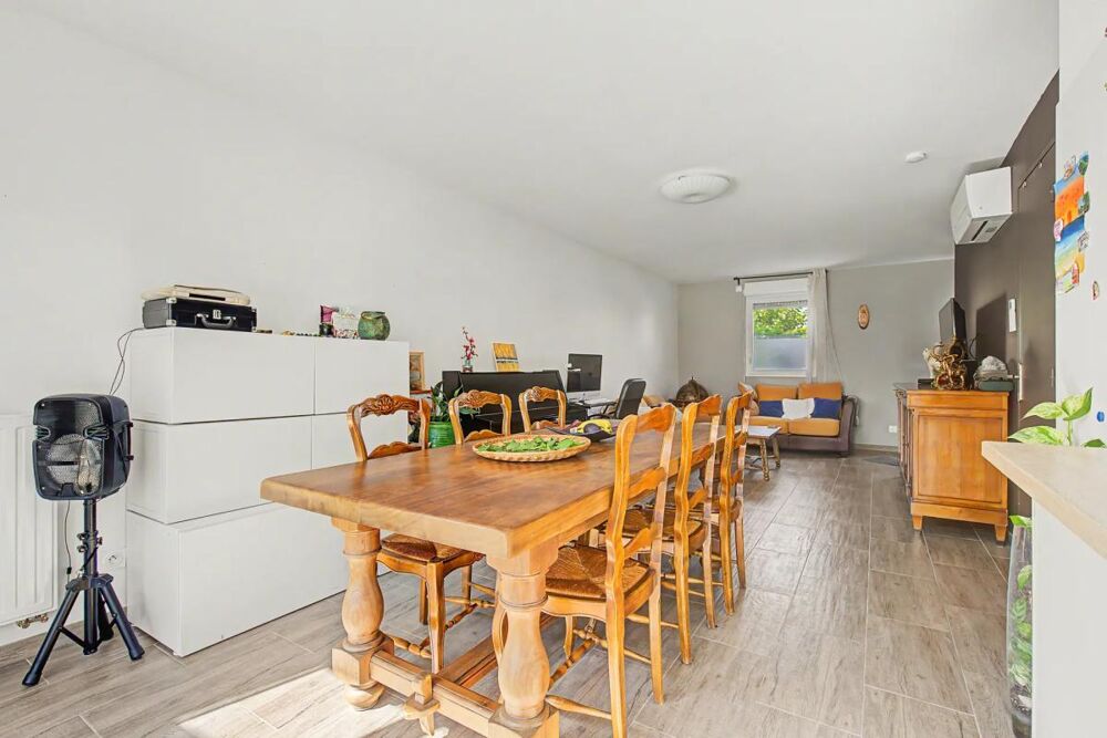 Maison 4 pièces de 87 m² à Peyrolles-en-Provence