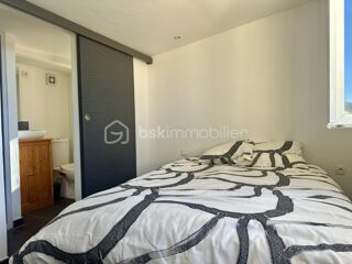  Duplex/triplex  vendre 2 pices 30 m