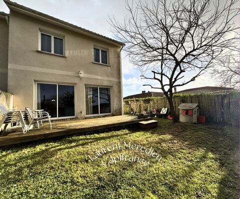   Jolie maison familiale � Prignac-et-Marcamps � Proche commodit�s Maison - 4 pi�ce(s) - 102 m�