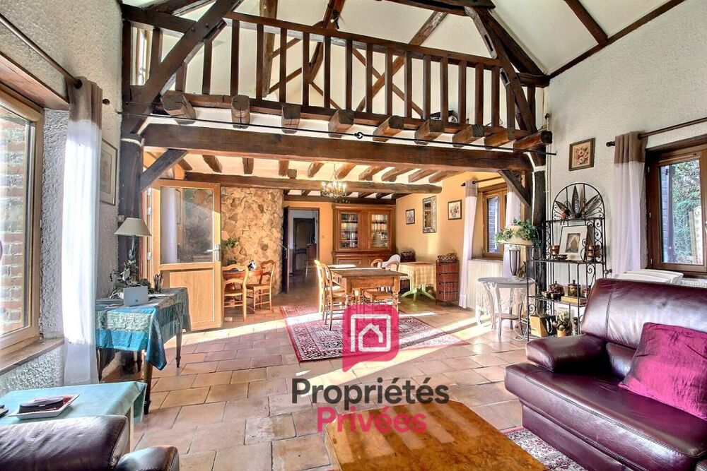 Vente Maison 1h de Paris Gare de BERCY - MAISON DE CARACTERE d'environ 235 m2, Maison d'amis 60 m2, PISCINE, terrain de plus de 4600 m2 Paucourt