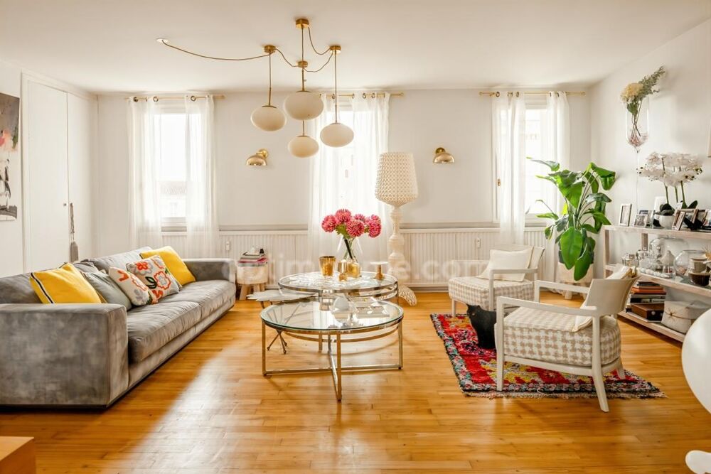 16000 Angoulême - Appartement de standing  Grand espace de 150 m²  Plateau dAngoulême  3 chambres  2 suites parentales  3