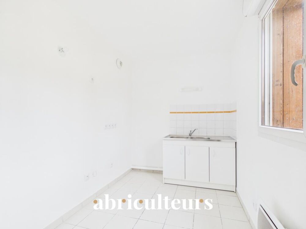 Vente Appartement Appartement T3 Rez-de-Jardin, Plein Sud & Pigeonnier de charme - Résidence de Standing à Survilliers Survilliers