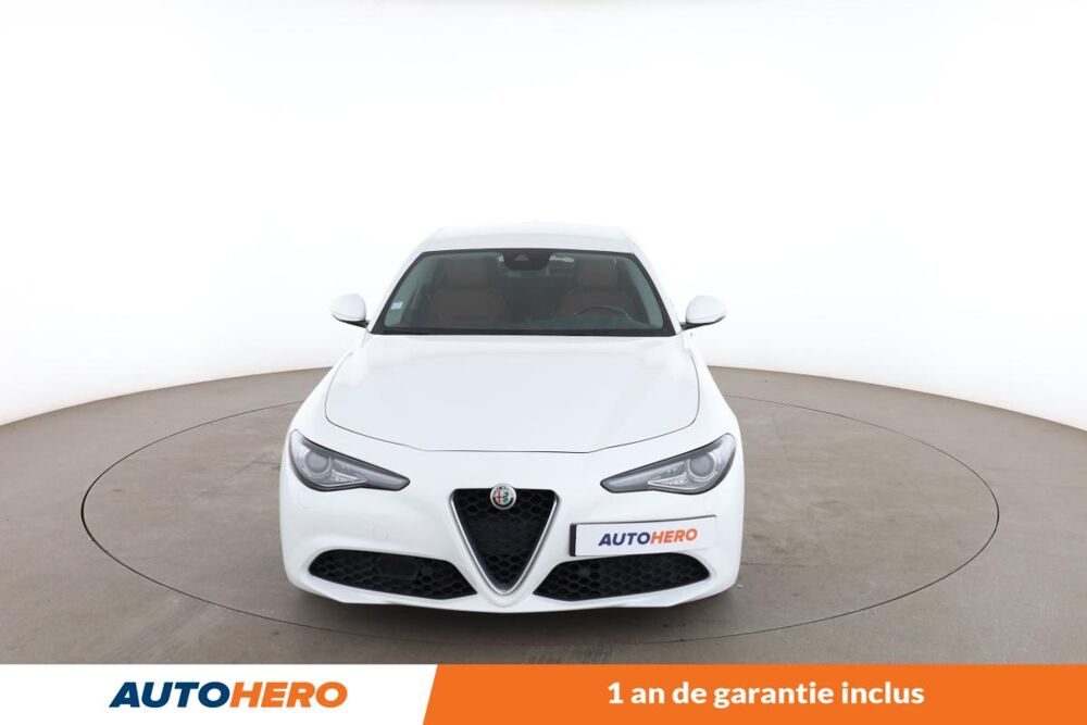 Giulia 2.2 Lusso AT8 180 ch 2017 occasion 92130 Issy-les-Moulineaux