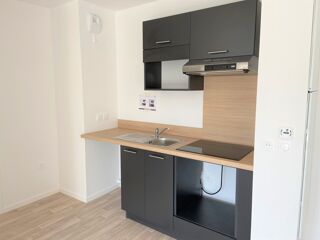  Appartement à louer 3 pièces 57 m²