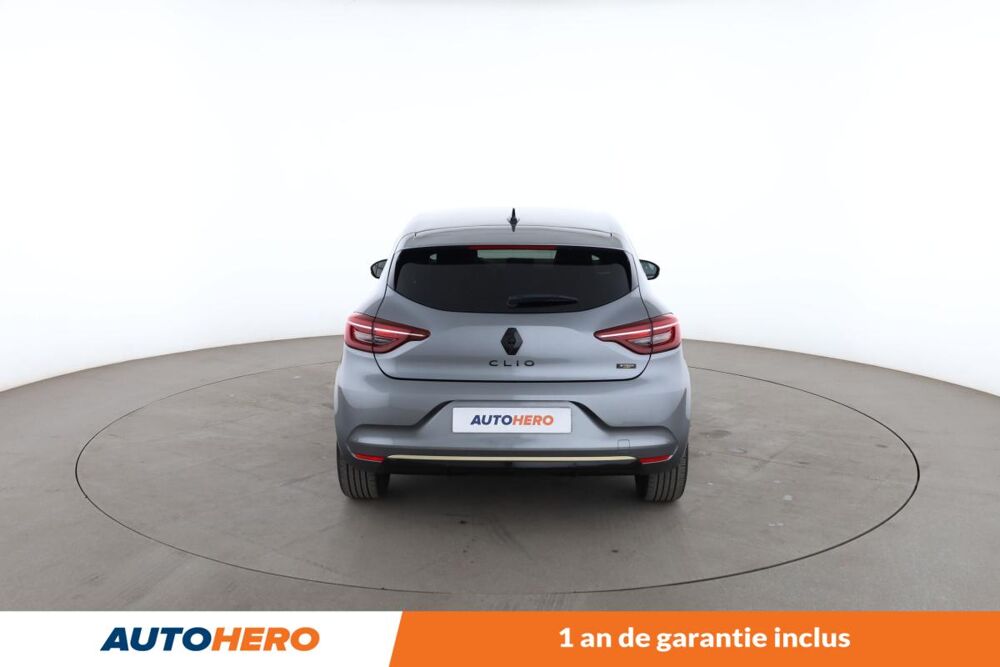 Clio 1.6 E-Tech Hybride Engineered 145 ch 2023 occasion 92130 Issy-les-Moulineaux