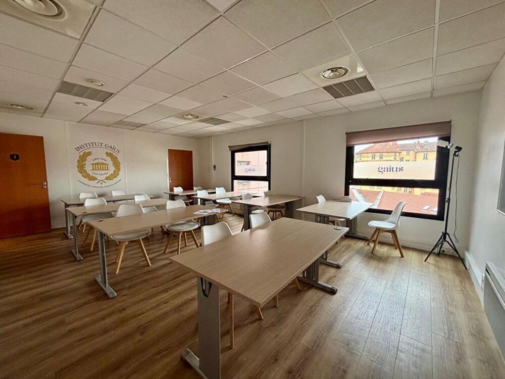   69007 LYON - Vente Bureaux  326 m²,  rue de l université Lyon 7