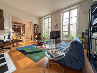  Appartement à vendre 7 pièces 152 m²