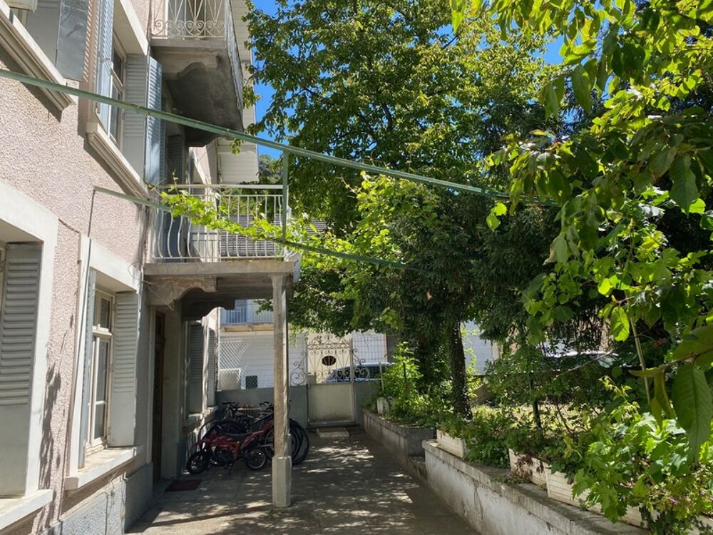 Vente Maison à vendre GRANDE MAISON FAMILIALE  15 pièces, 324 m2 hab. parc 1300 m2 clos. SAINT MICHEL DE MAURIENNE (73) Saint michel de maurienne