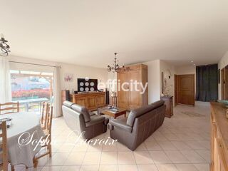  Villa � vendre 6 pi�ces 156 m�