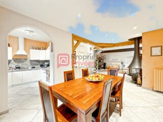  Maison à vendre 6 pièces 181 m²
