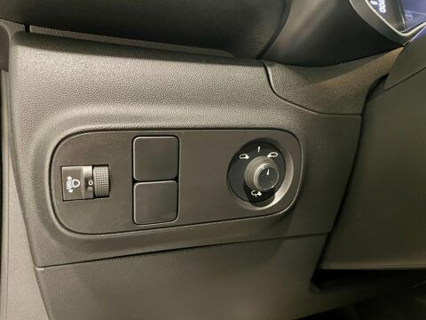 Citroën C3 III (2) 1.2 PURETECH 83 SHINE PACK 2022 occasion Chamarandes-Choignes 52000