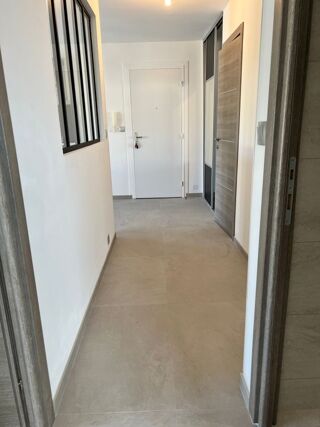 Appartement à louer 3 pièces 70 m² Vetraz monthoux