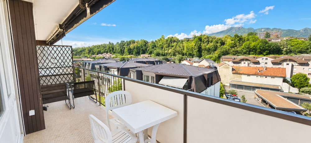 Appartement à vendre 5 pièces entre ville et lac - AIX LES BAINS (73) Dernier étage